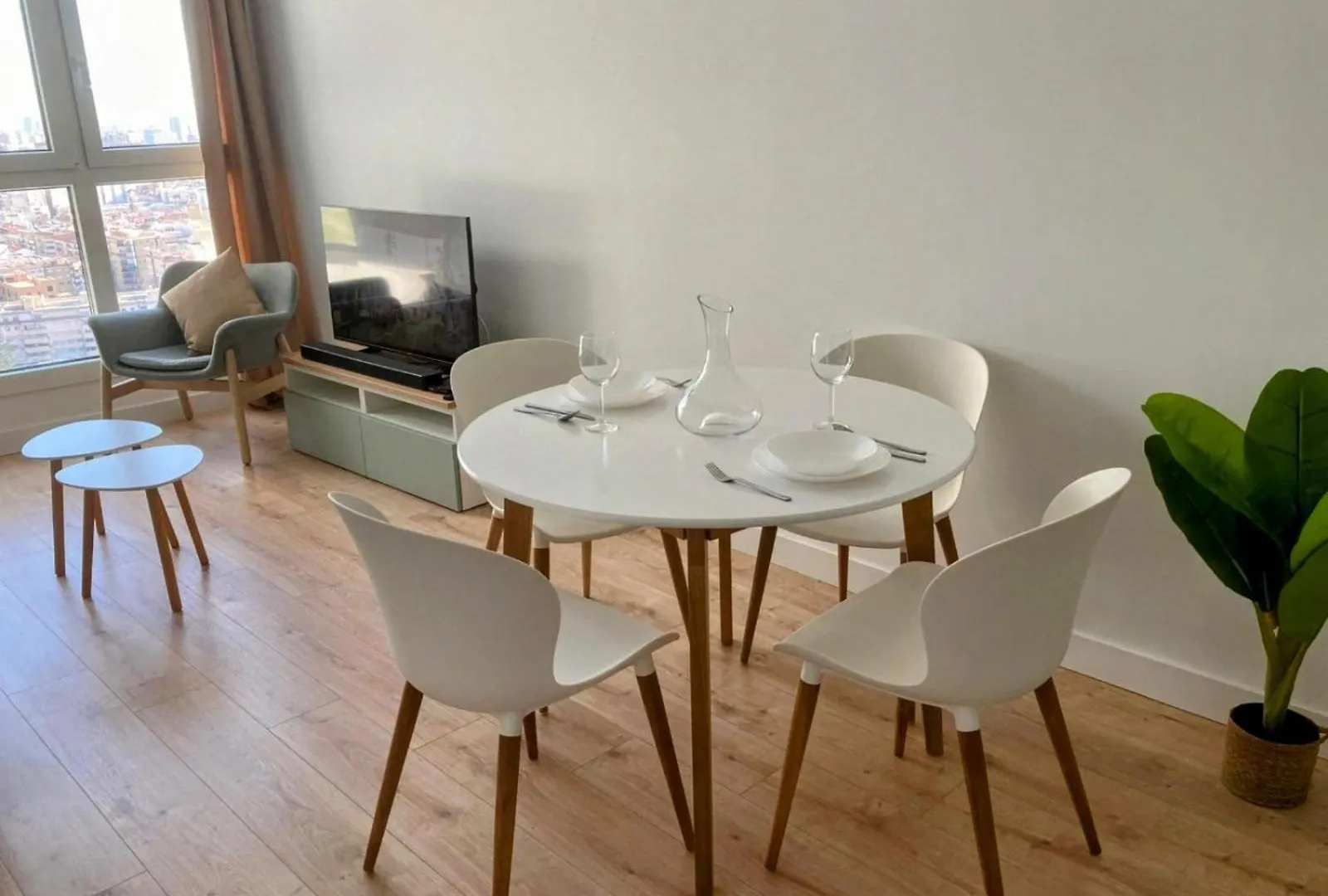 Happy Travel Urban Sky 25F Apartment Malaga